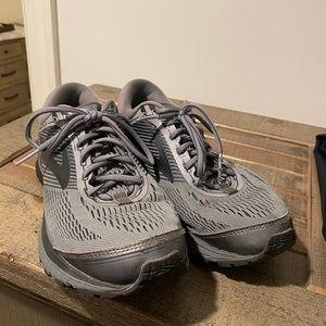 Brooks Ghost 10